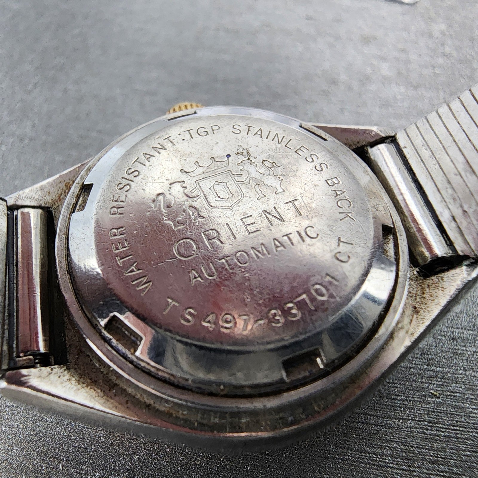 Orient Minimatic Watch Women 25mm MOP Dial Two Tone Date 49733701 Runs9
