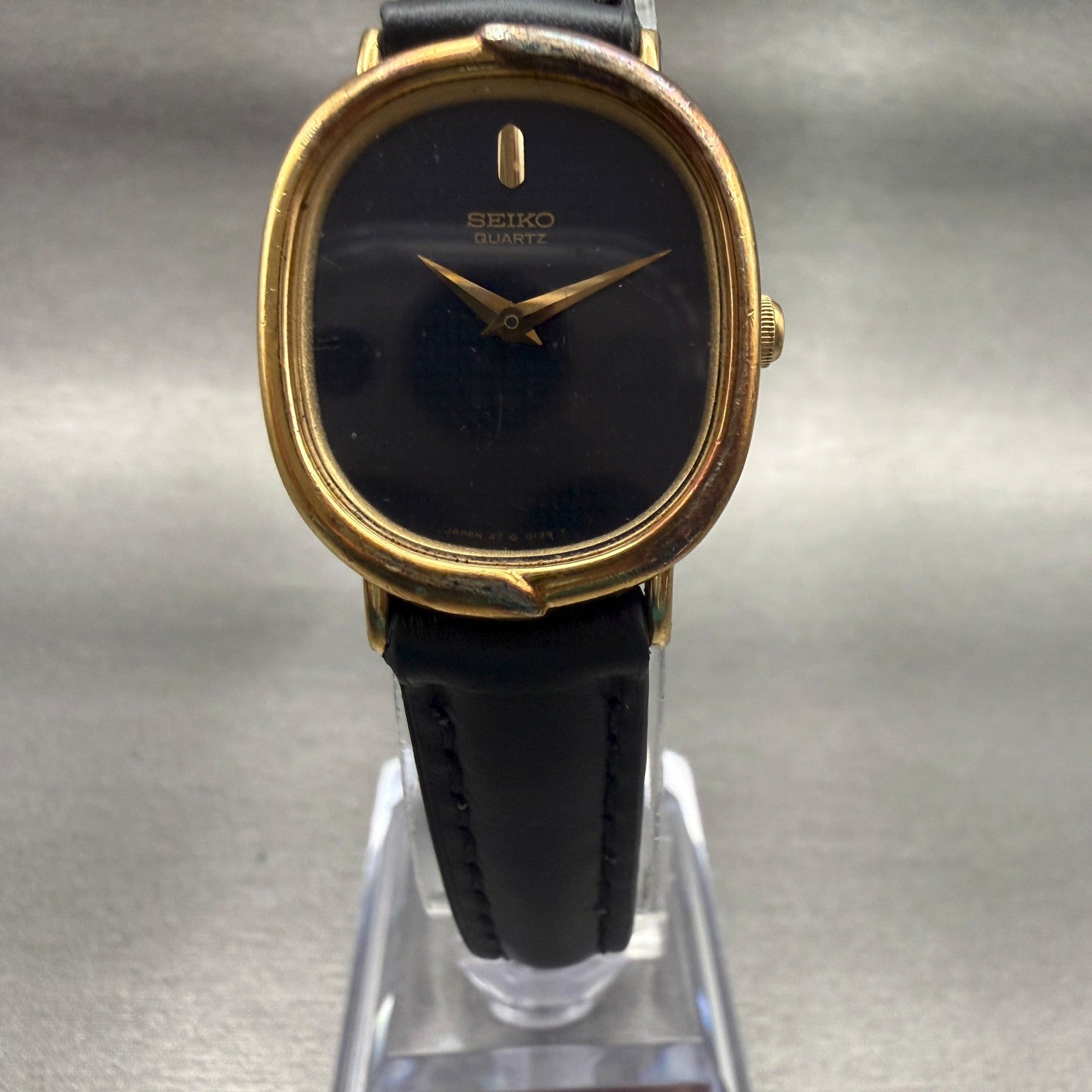 Seiko Watch Women 23mm Black Dial Gold Tone Oval 4700-5039 Vintage New Battery5