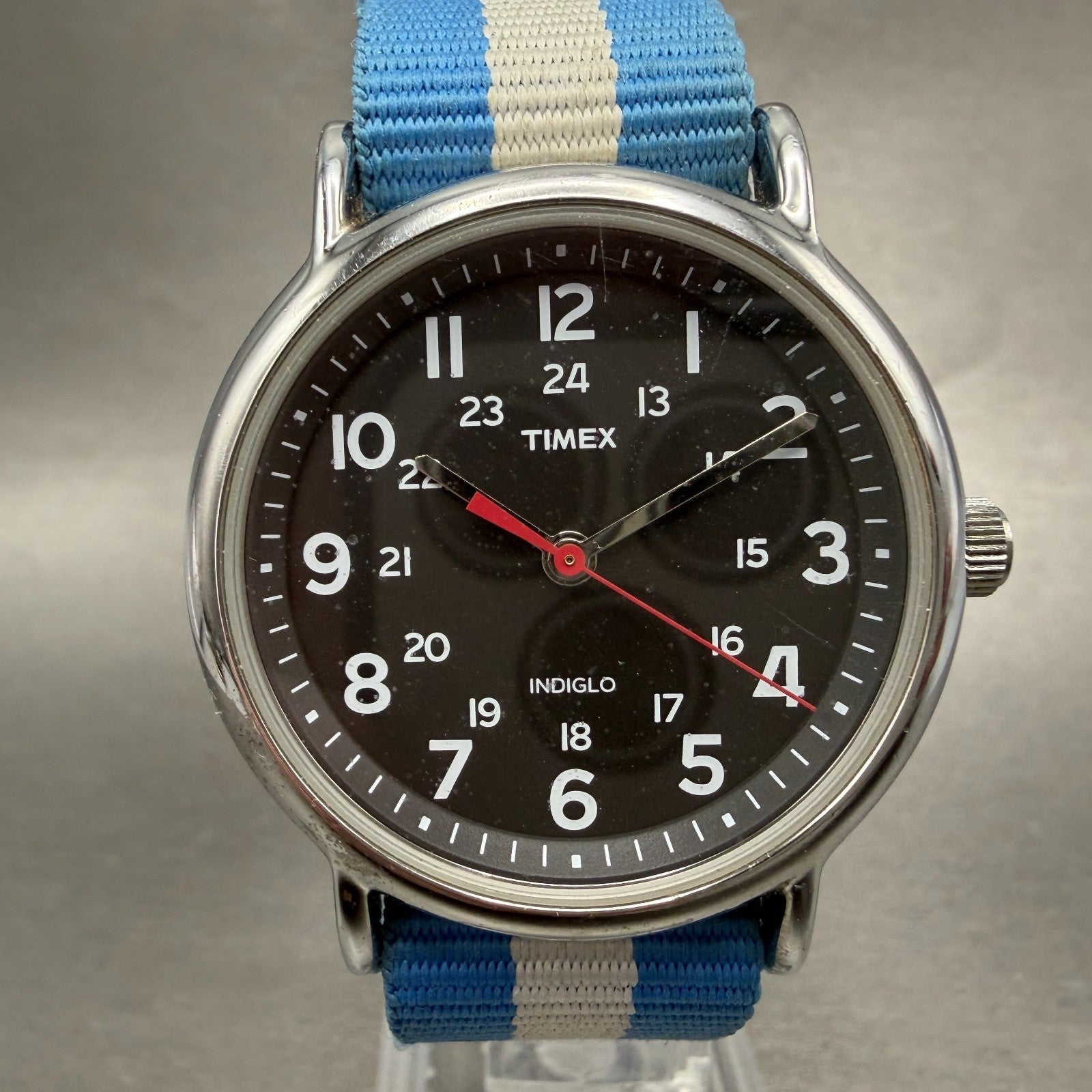 Timex Weekender Watch Men 37mm Black Dial Silver Tone Round T2N647 New Battery0