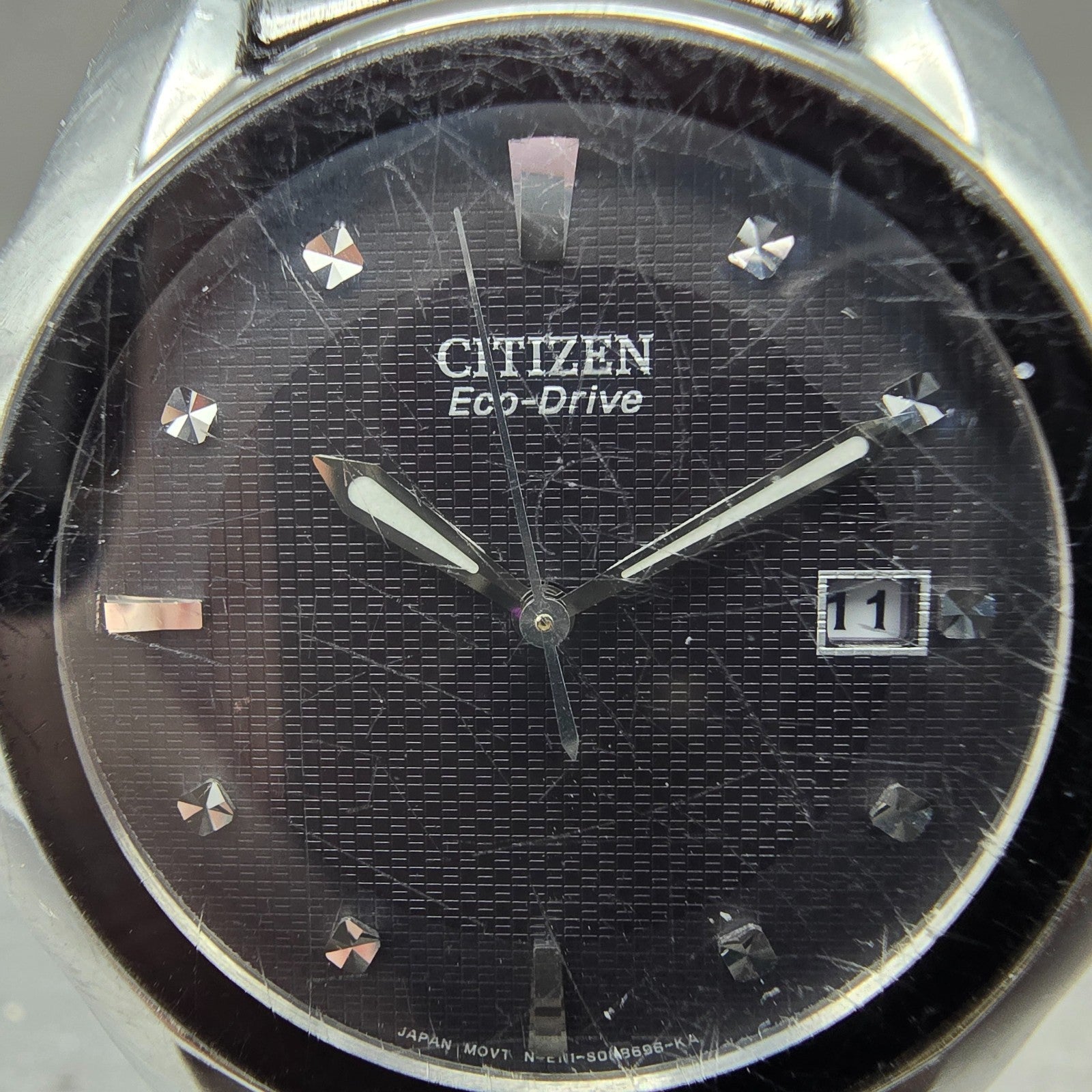 Citizen Eco-Drive Watch Men 37mm Black Dial Silver Tone Date E111-S058481 Runs1