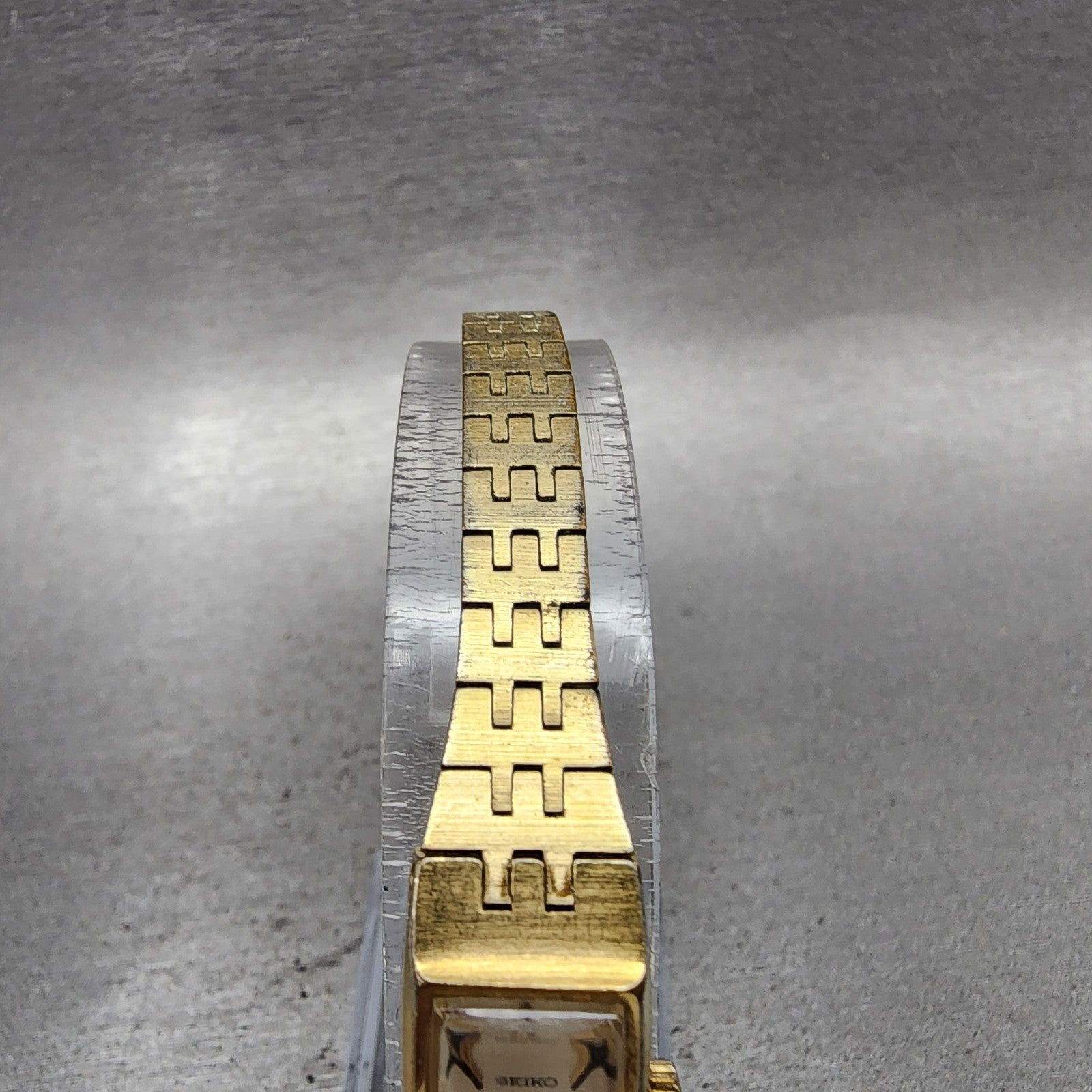 Seiko Tank Watch Women 12mm Champagne Dial Gold Tone Rectangle Manual Wind READ!4