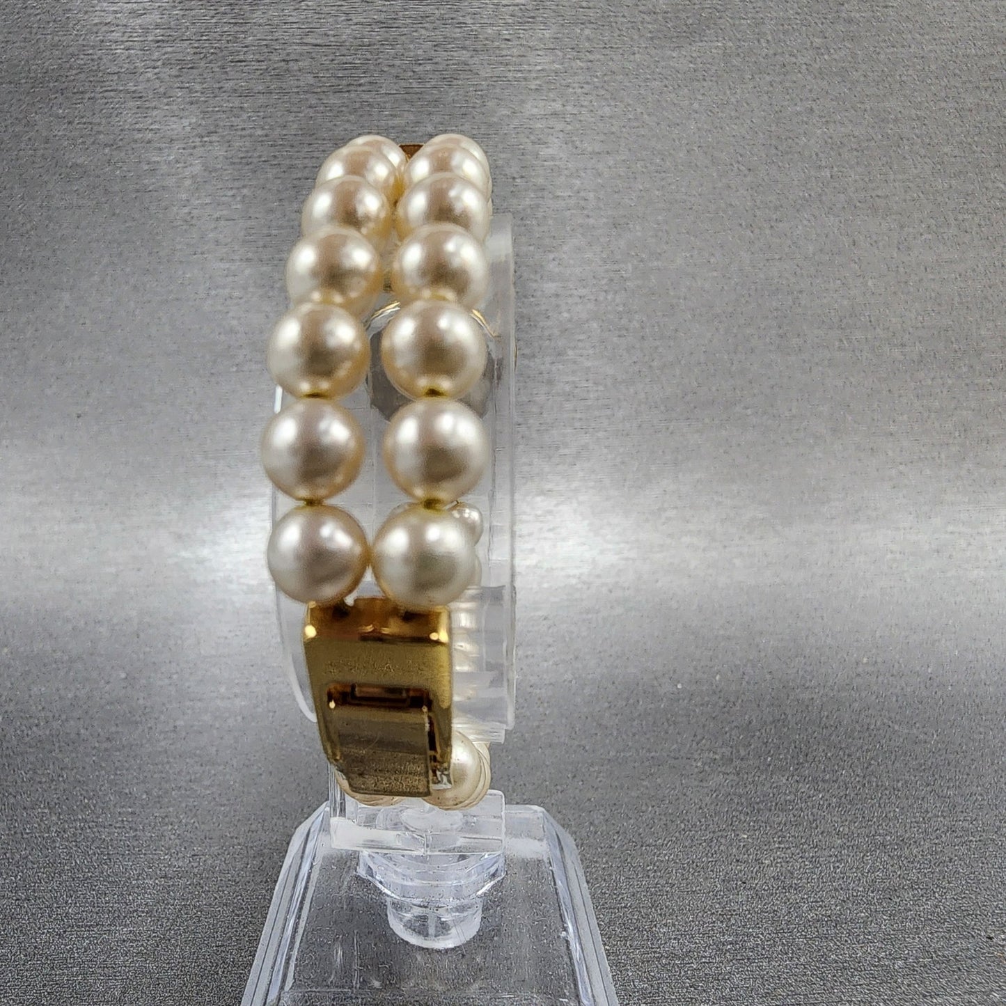 Avon Watch Women 18mm Silver Dial Gold Tone Oval Crystal Accents New Battery7