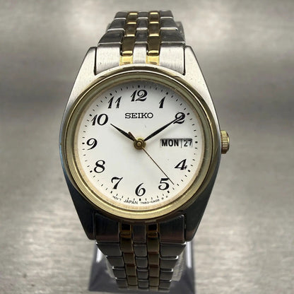 Seiko Watch Women 24mm White Dial Two Tone Daydate Round 7N83-0011 New Battery0