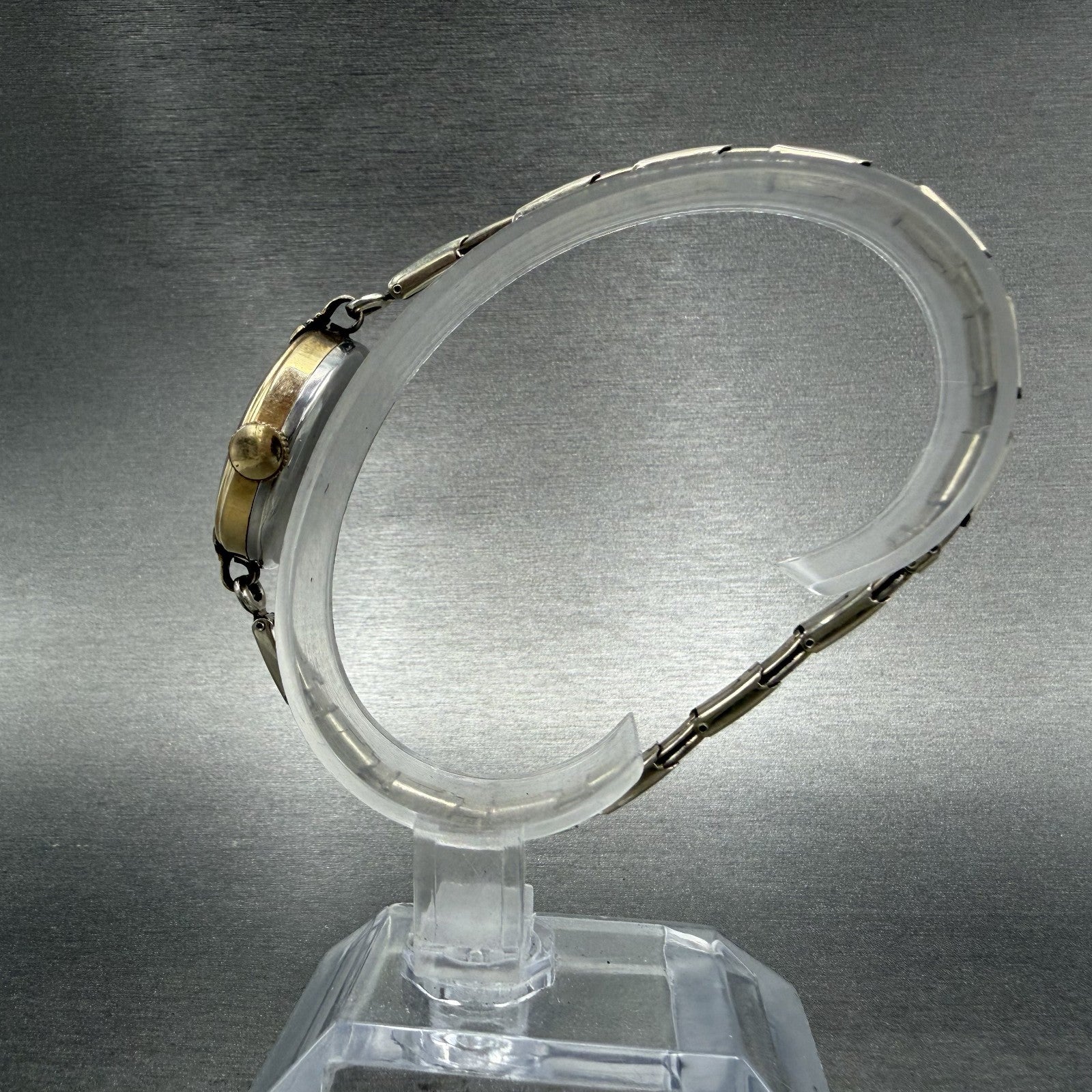 Gruen Watch Women 25mm White Dial Gold Tone Manual Wind Runs Vintage6