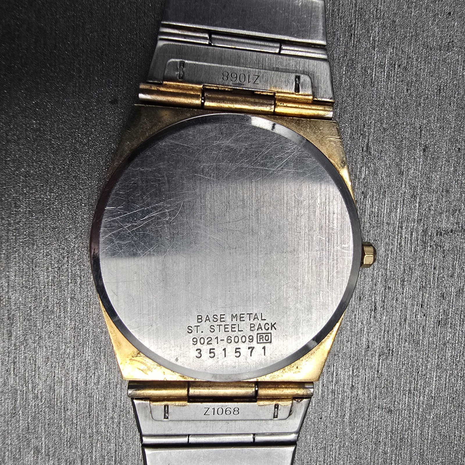 Seiko Watch Men 31mm Gold Dial Gold Tone Oval 9021-6009 New Battery Vintage10