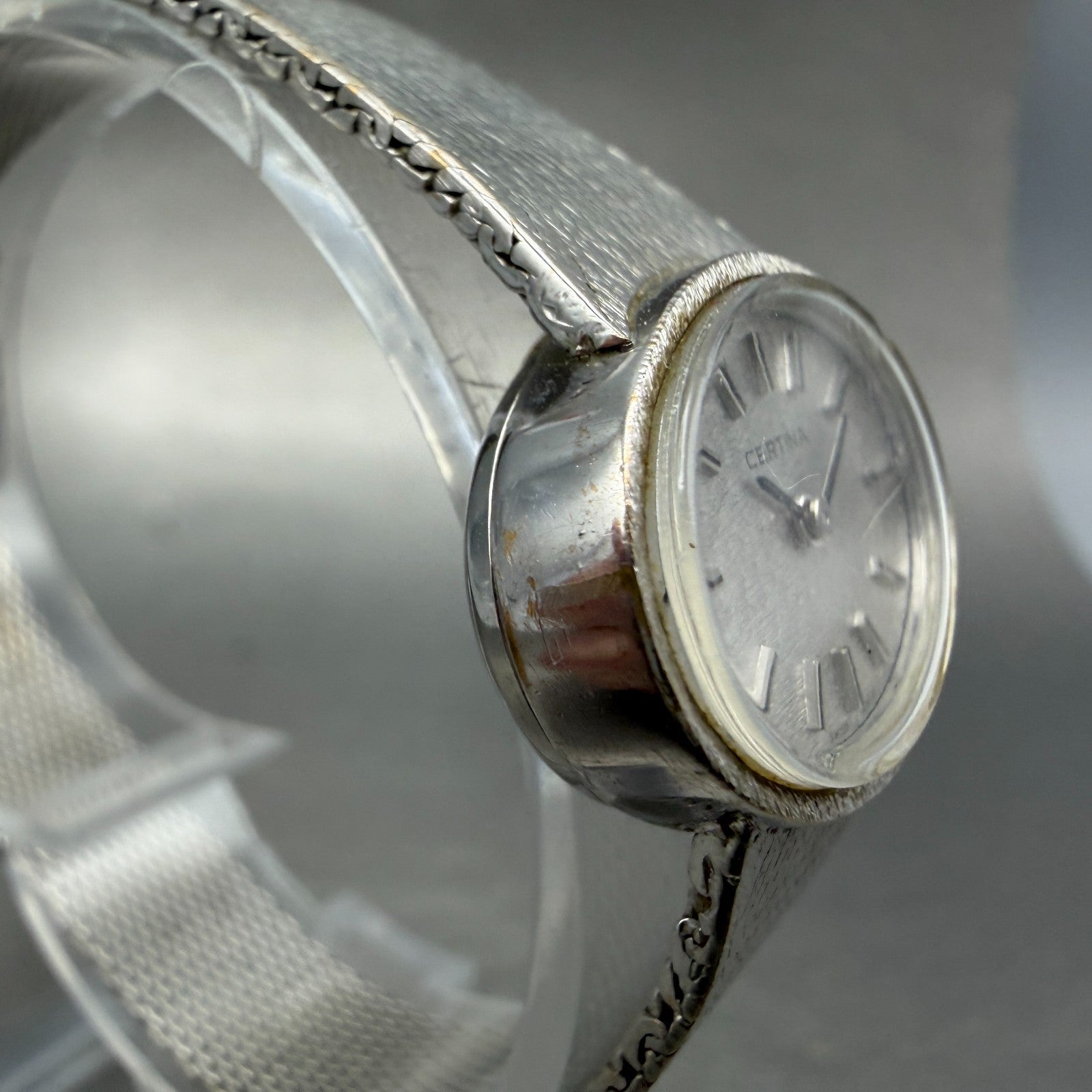 Certina Watch Women 25mm Silver Dial Silver Tone Manaul Wind Oval Runs VTG3