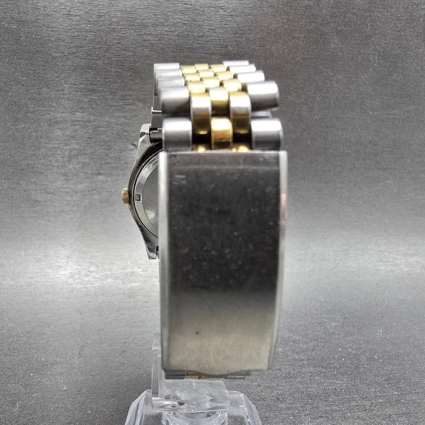 Bulova Accutron Watch Men 35mm Silver Dial Two Tone Daydate Round New Battery7