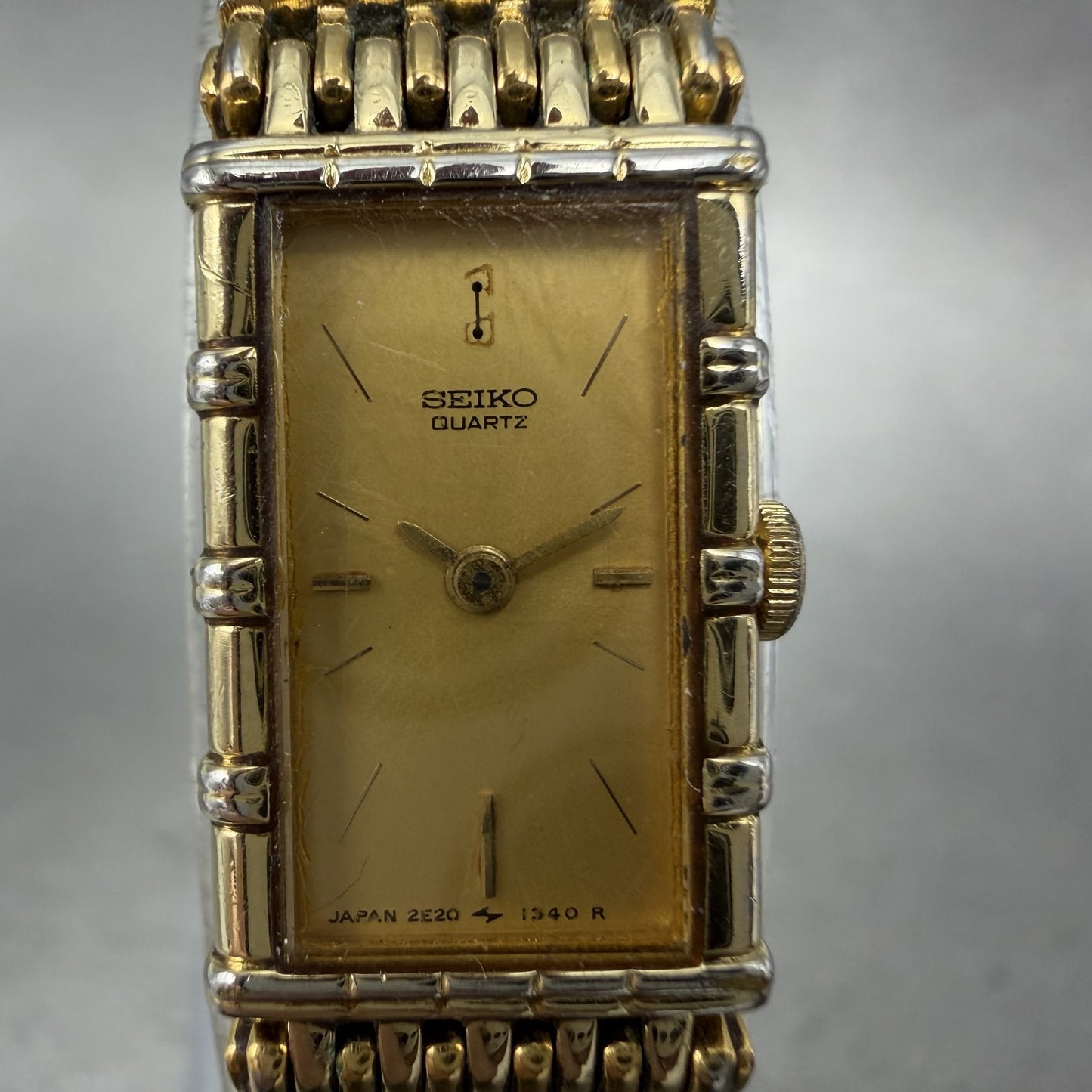Seiko Tank Watch Women 12mm Champagne Dial Gold Tone 2e205079 New Battery1