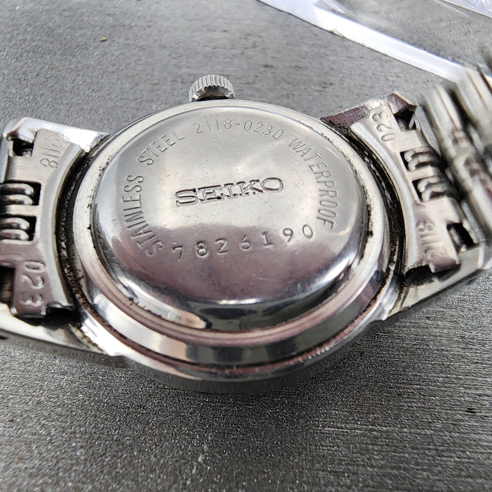Seiko Chorus Watch Women 26mm Silver Dial Silver Tone Date 21180230 Manual Runs9