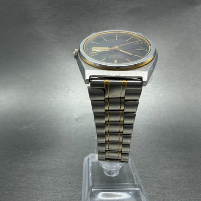 Pulsar Watch Men 37mm Black Dial Two Tone Daydate V733-X004 Round New Battery 27