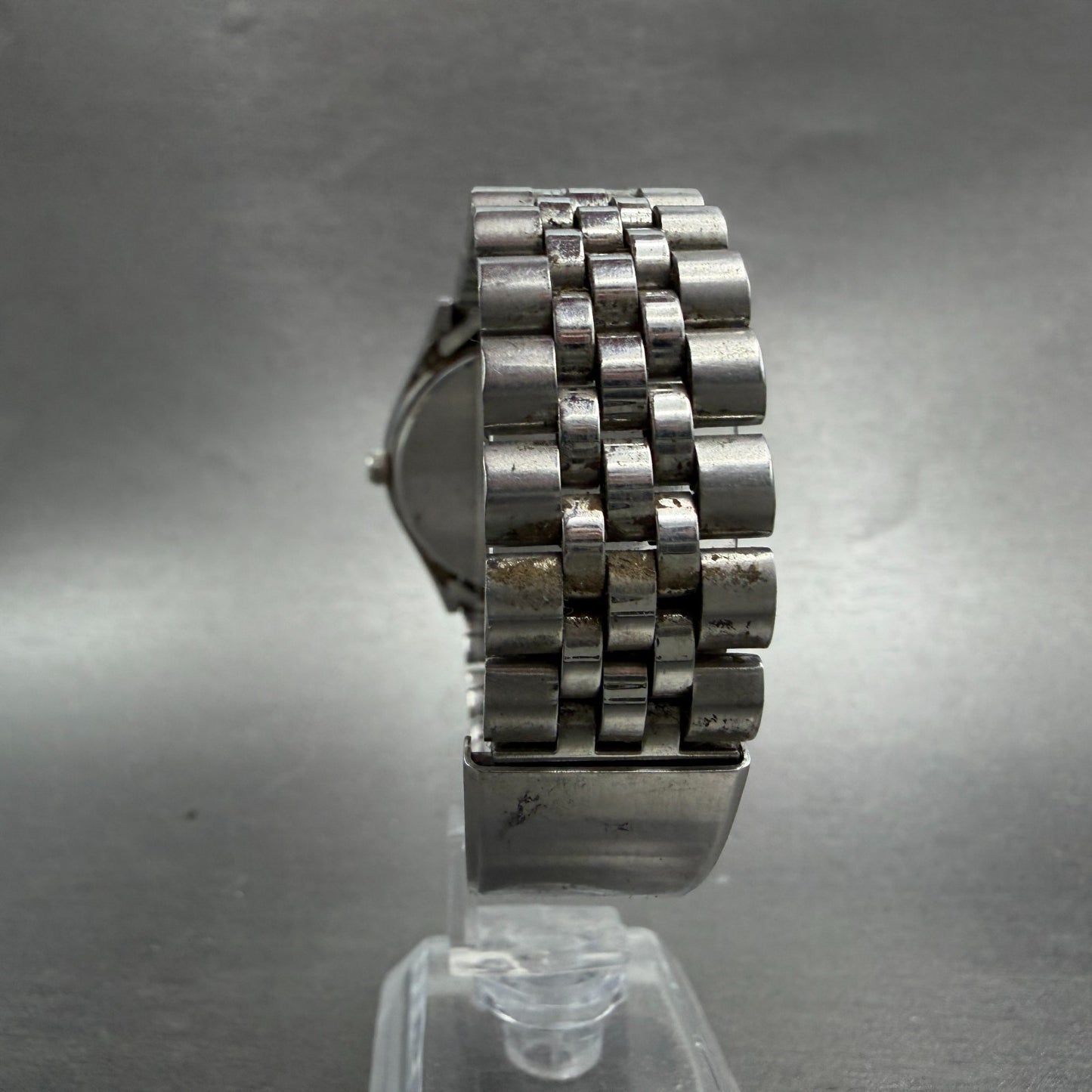 Citizen CQ Watch Men 35mm Gray Dial Silver Tone Daydate 6100-847521 New Battery7