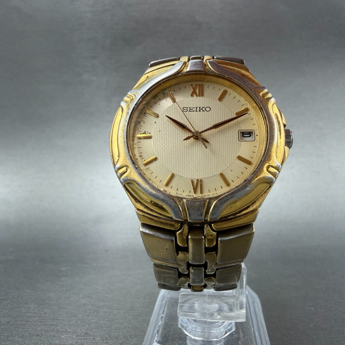 Seiko Watch Men 37mm White Dial Gold Date Round Vintage 7N42-0BD0 PARTS6