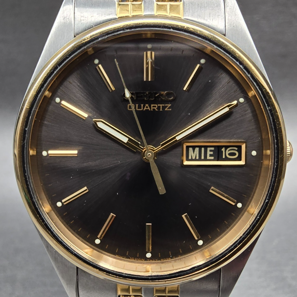 Seiko Watch Men 34mm Gray Dial Two Tone Daydate Round 7N43-7A99 New Battery1