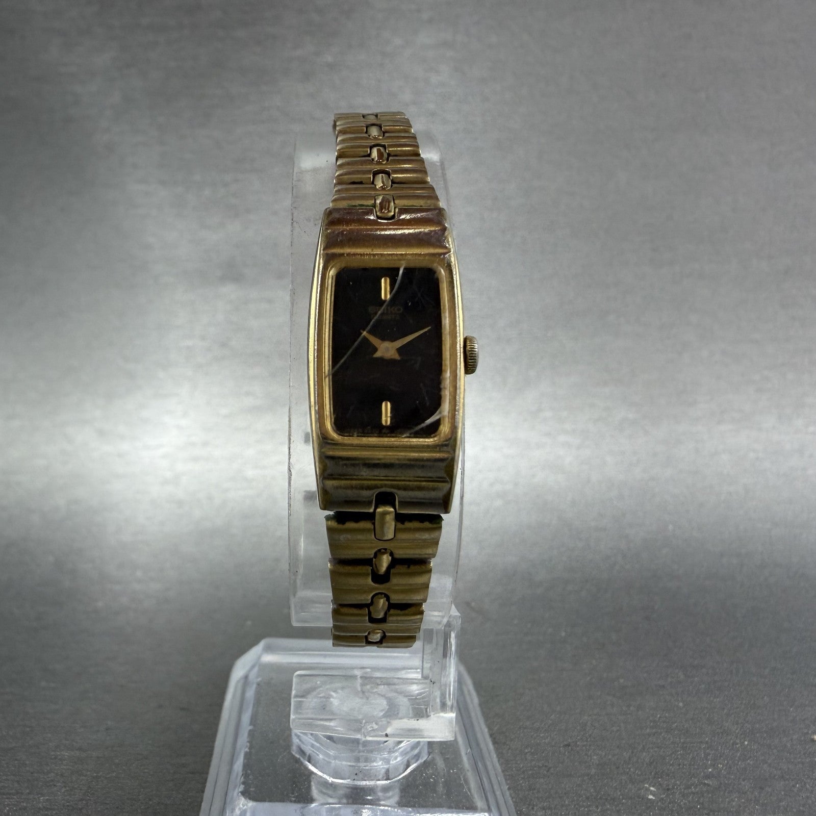 Seiko Tank Watch Women 13mm Black Dial Gold Tone Rectangle 2E206579 New Battery5