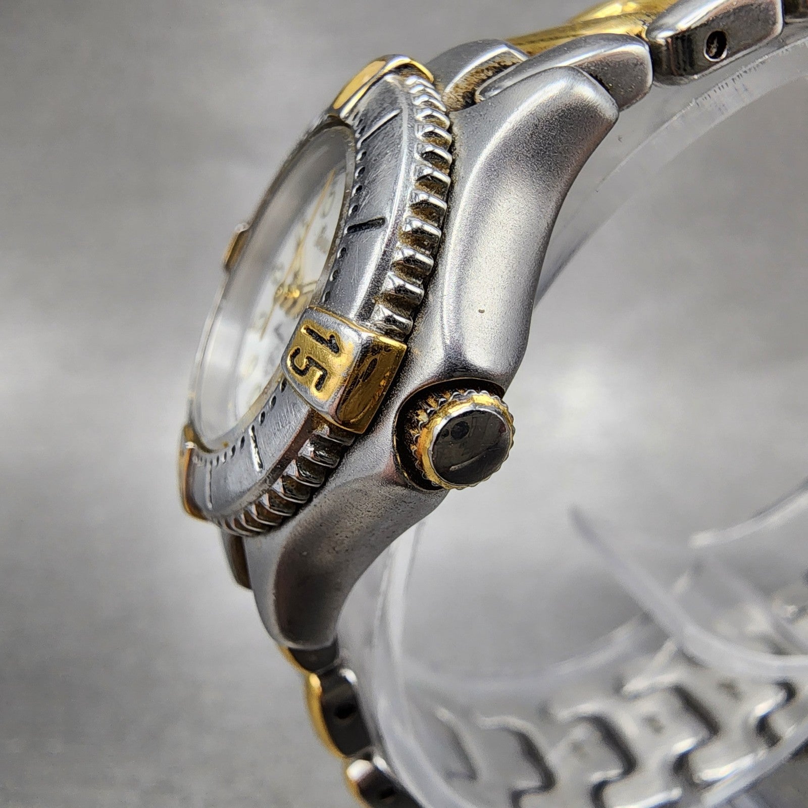 Bulova Marine Star Dive Watch Women 25mm MOP Dial Two Tone Date Round New batt2