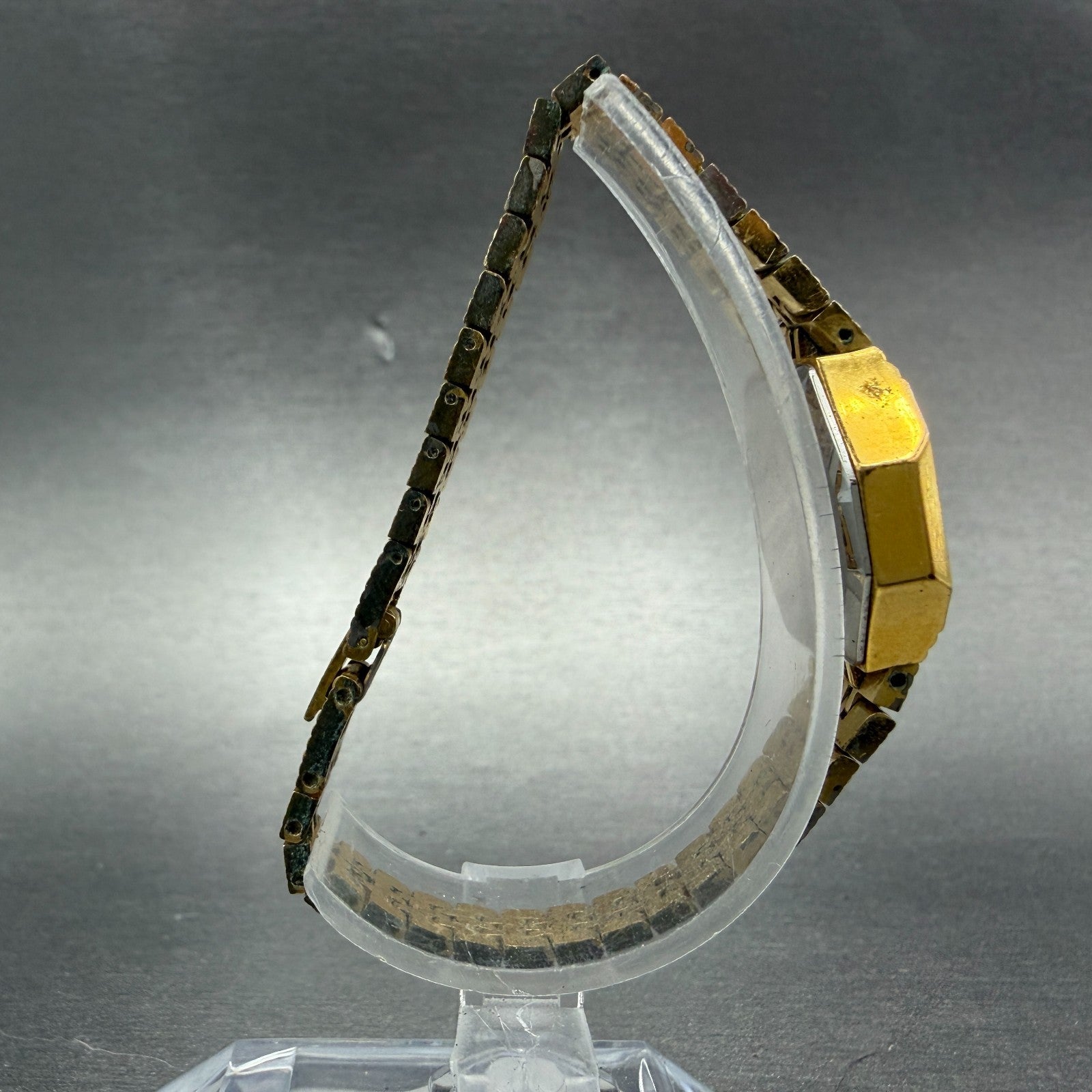 Citizen CQ Watch Women 19mm Champagne Dial Gold Tone 4031-892721 New Battery8