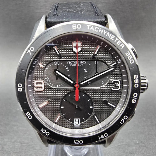 Victorinox Swiss Army Chrono Classic Watch Men 41mm Gray Dial Steel Date NewBatt0