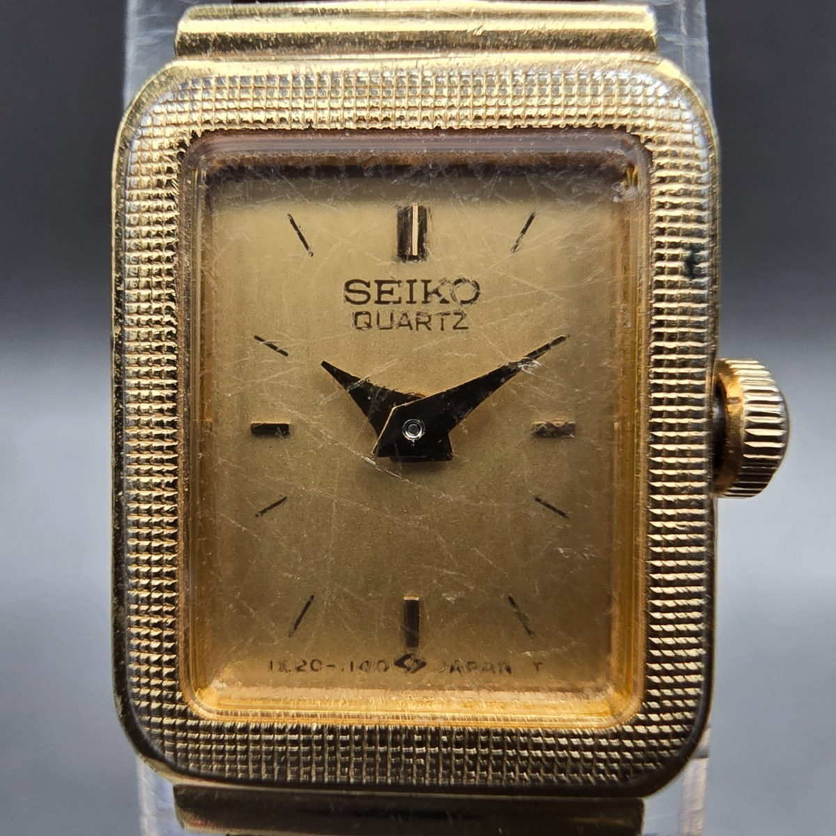 Seiko Tank Watch Women 13mm Gold Dial Gold Tone Rectangle 1E20-5689 New Battery1