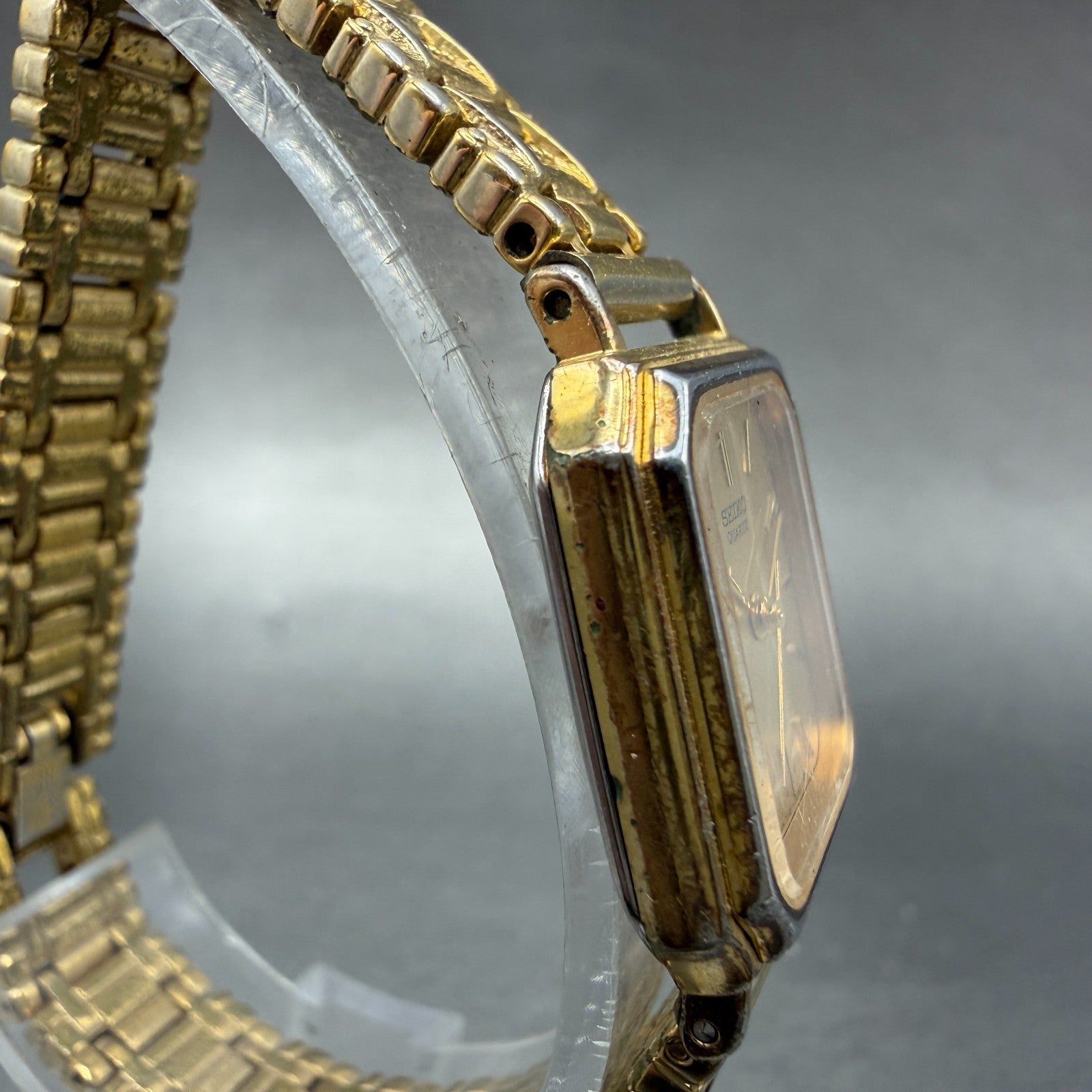 Seiko Tank Watch Women 20mm Champagne Dial Gold Tone 7321-5100 New Battery3