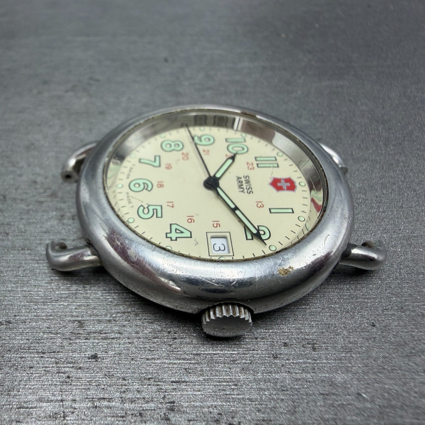 Victorinox Swiss Army Cavalry Watch Men 37mm Cream Dial Silver Tone Date PART LP6