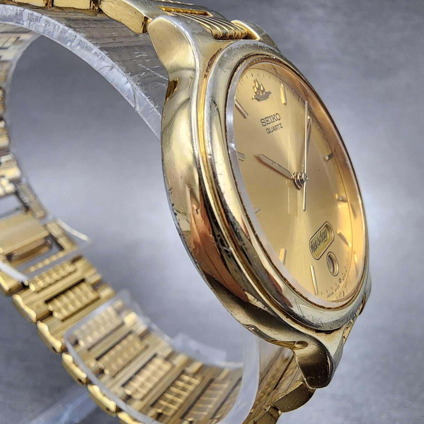 Seiko Watch Men 33mm Gold Dial Gold Tone Daydate Round 5Y236090 New Battery3