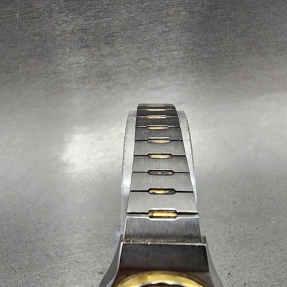 Seiko SQ Watch Women 24mm Silver Dial Two Tone Daydate 26260190 New Bat READ!!!4