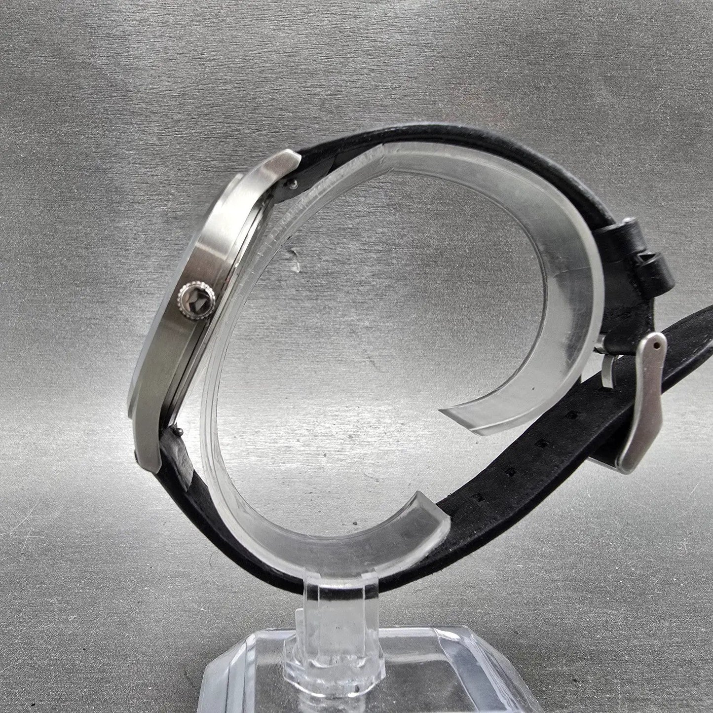 MVMT MT01-GML 40 Watch Men 40mm Black Dial Silver Tone Round Leather New Batt 126