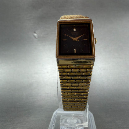 Seiko Tank Watch Women 18mm Black Dial Gold Tone 2Y01-5D1H Rectangle New Battery5