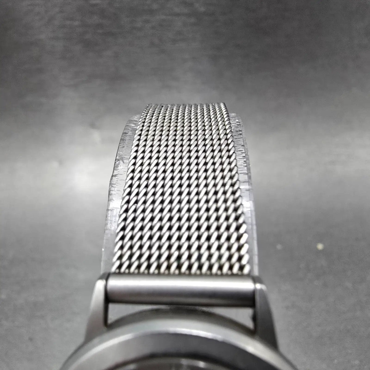 Calvin Klein Watch Women 28mm Silver Dial Steel Round K1313 Mesh Band New Batt4