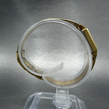 Seiko Tank Watch Women 12mm Black Dial Gold Tone 2E20-6479 New Battery VTG ABC8