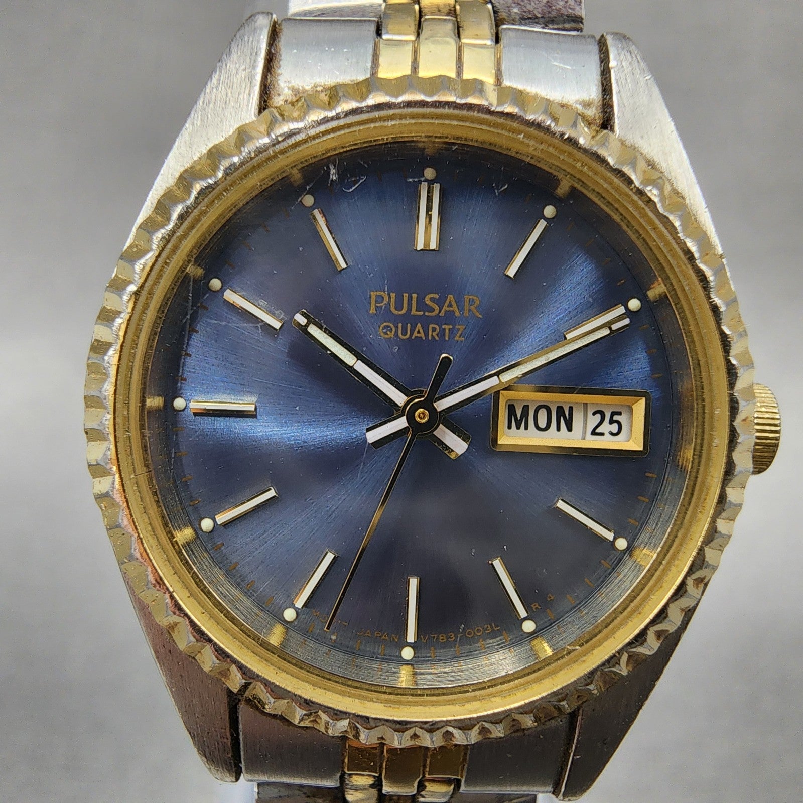 Pulsar Watch Women 24mm Blue Dial Two Tone Daydate Round V7830030 New Battery1