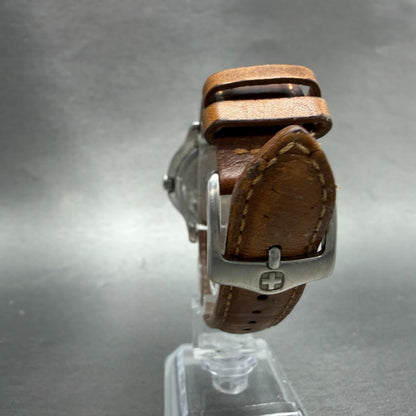Wenger Dive Watch Men 35mm White Dial Silver Tone Daydate 0921.10 New Battery7