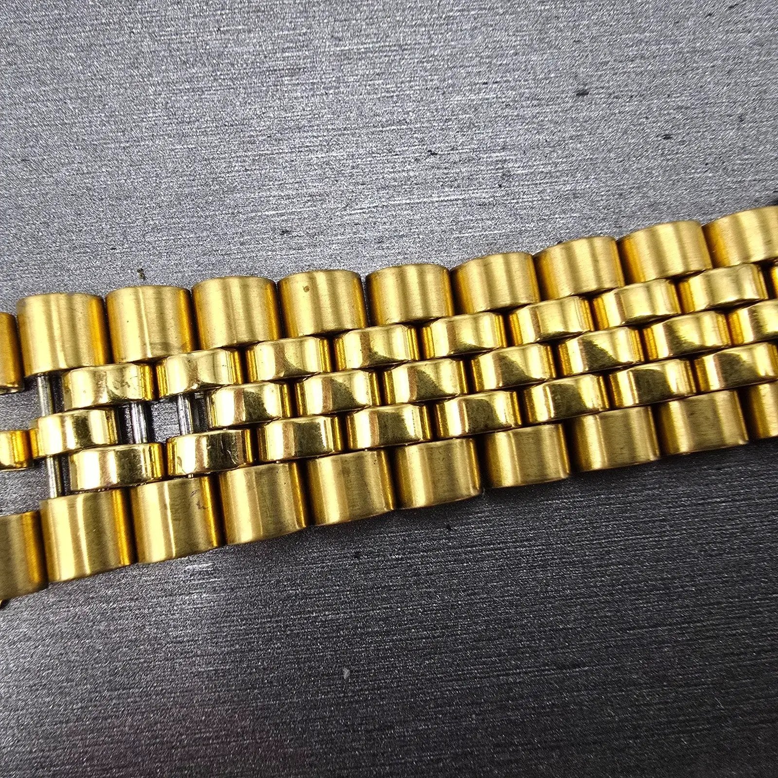 Bulova Bracelet Gold Tone 19mm Stainless Steel Y10 READ!!!!!!! Tri Folding Clasp3