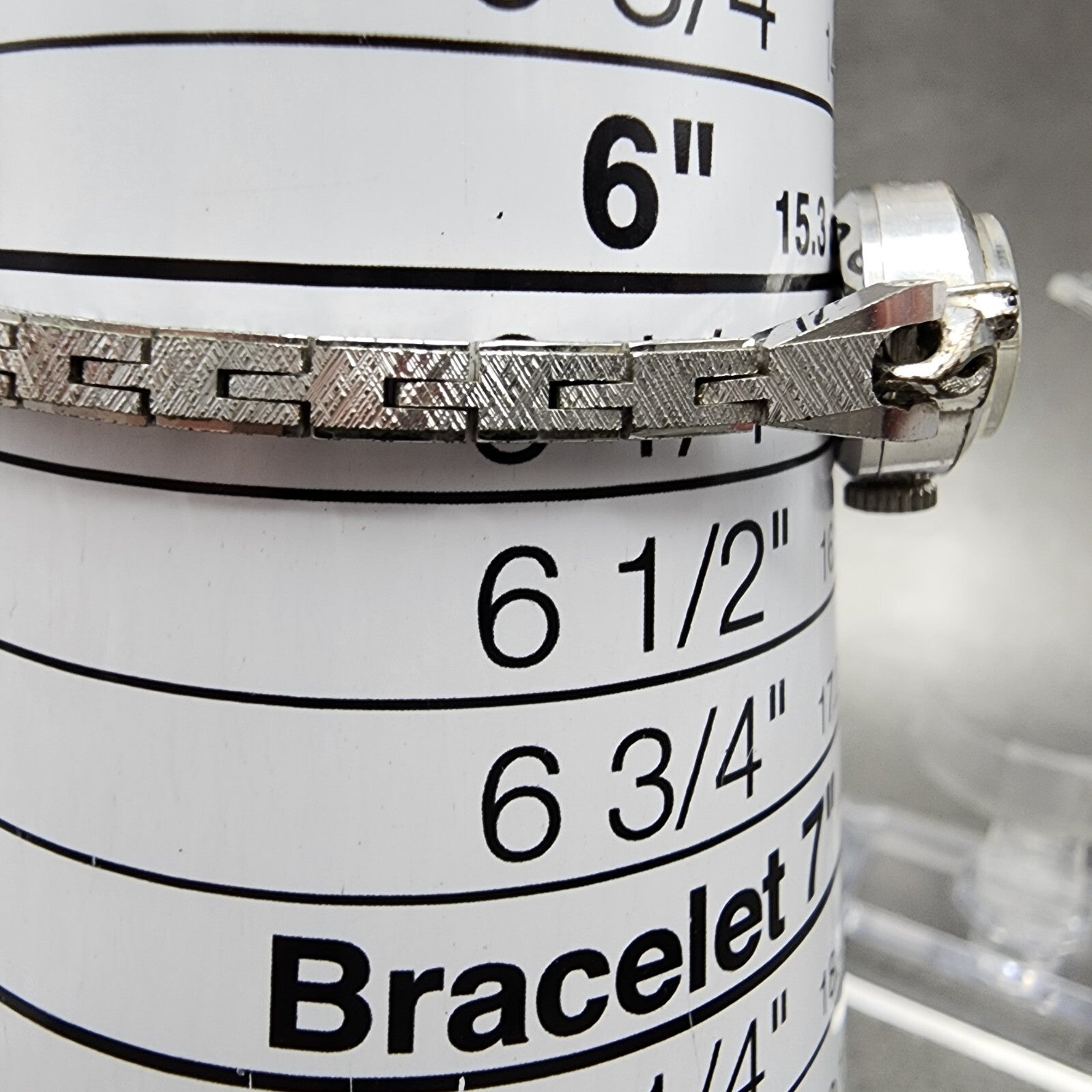 Seiko Solar Watch Women 15mm White Dial Silver Tone Manual 107840 Runs10