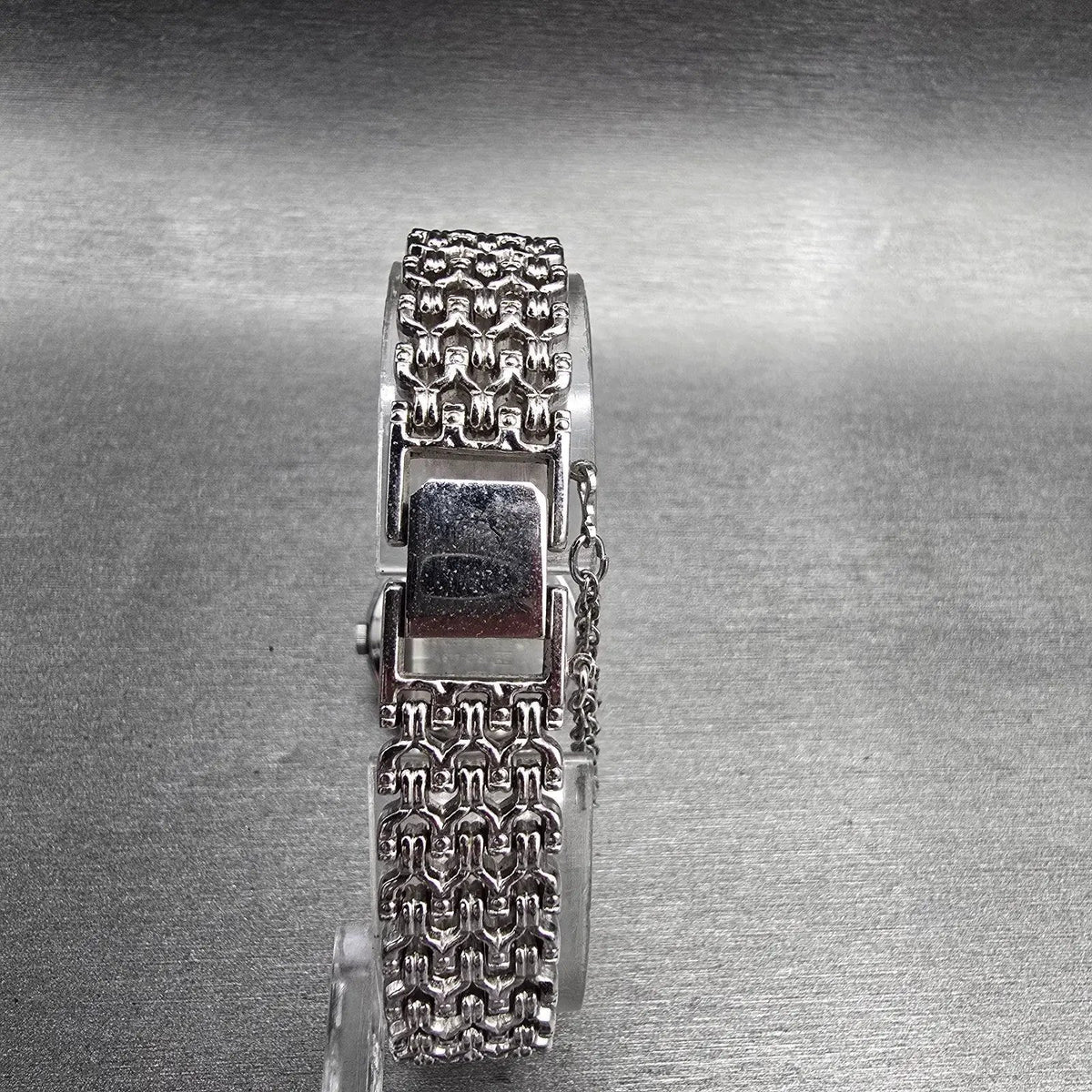 Seiko Alba Watch Women 23mm Silver Dial Silver Tone Round V811-0780 New Battery7