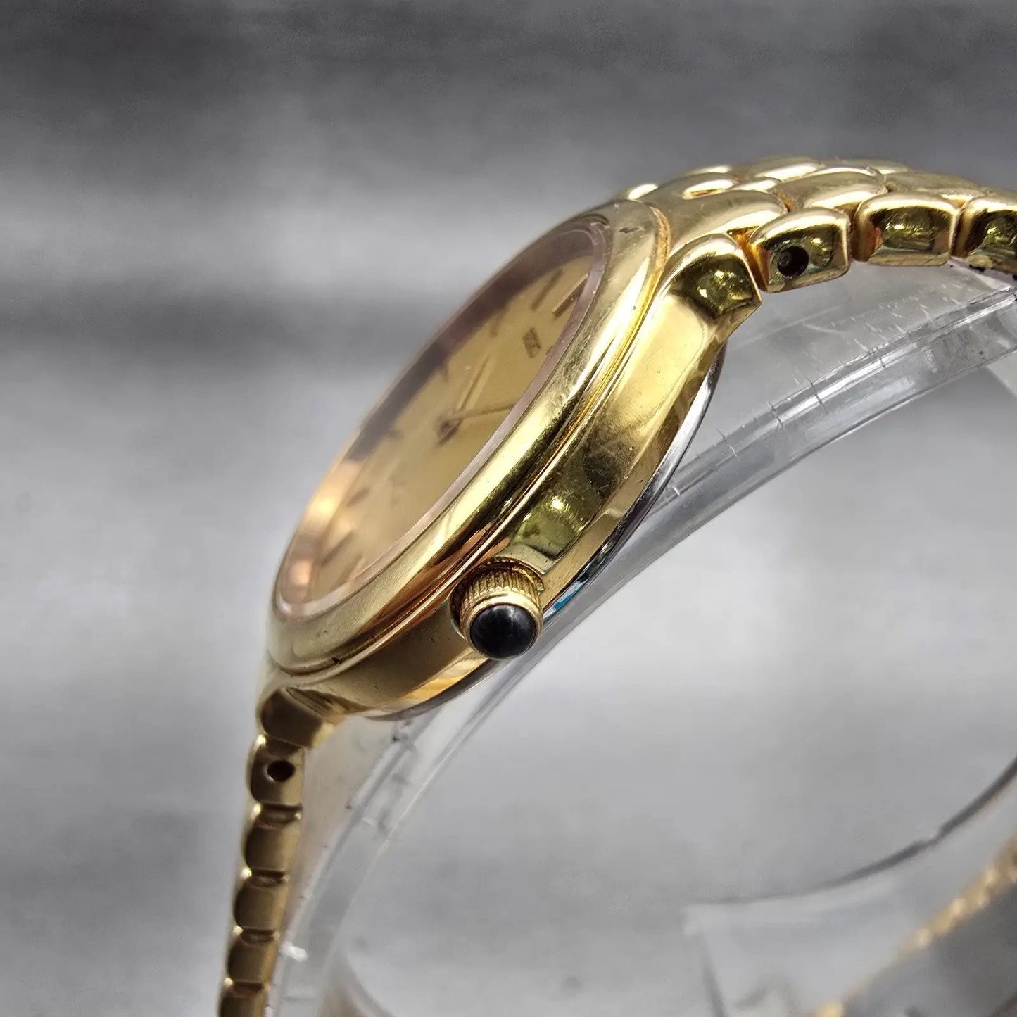 Seiko Dolce Watch Women 24mm Gold Dial Gold Tone Round 4N00-0770 New Battery VTG2
