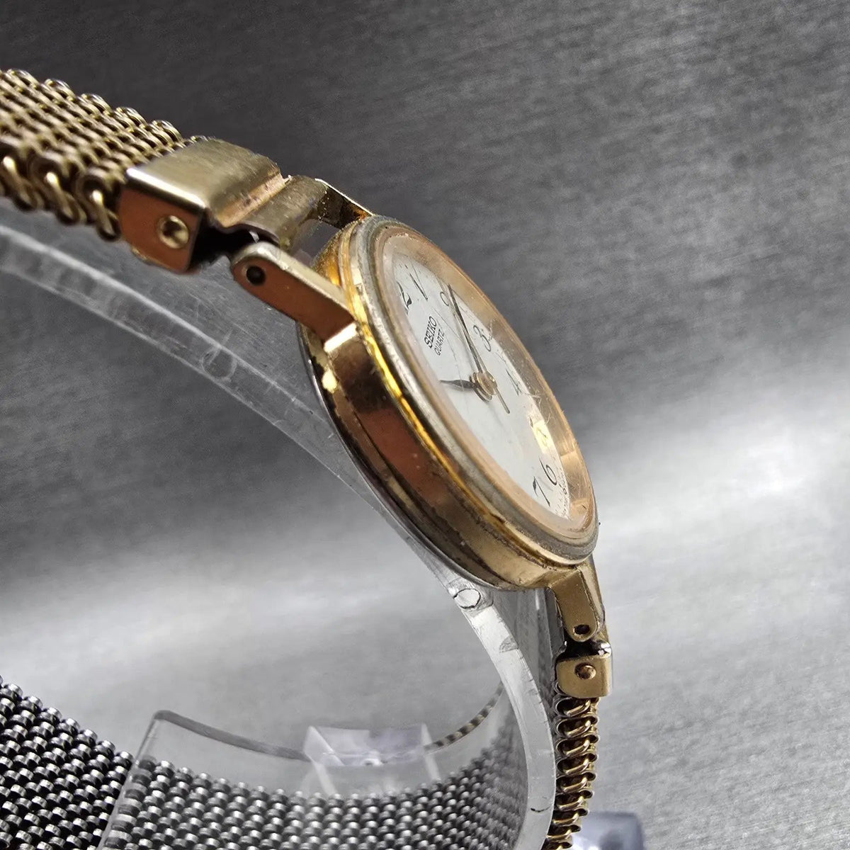 Seiko Watch Women 23mm White Dial Gold Tone Round 7321-0100 New Battery VTG JP33