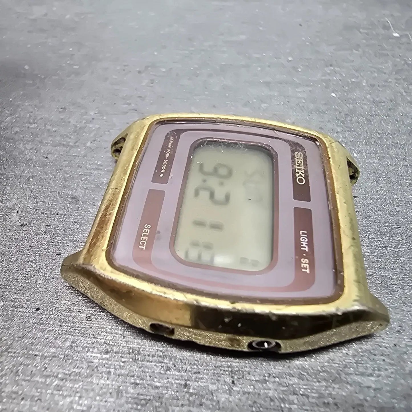 Seiko Digital Watch Men 33mm Brown Dial Gold Tone Daydate F051-5030 PARTS6