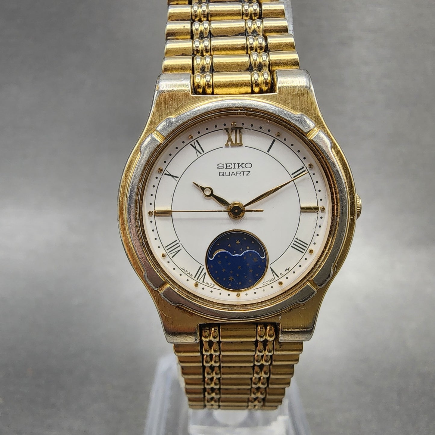 Seiko Moonphase Watch Women 24mm White Dial Gold Tone 4K220069 New Battery0