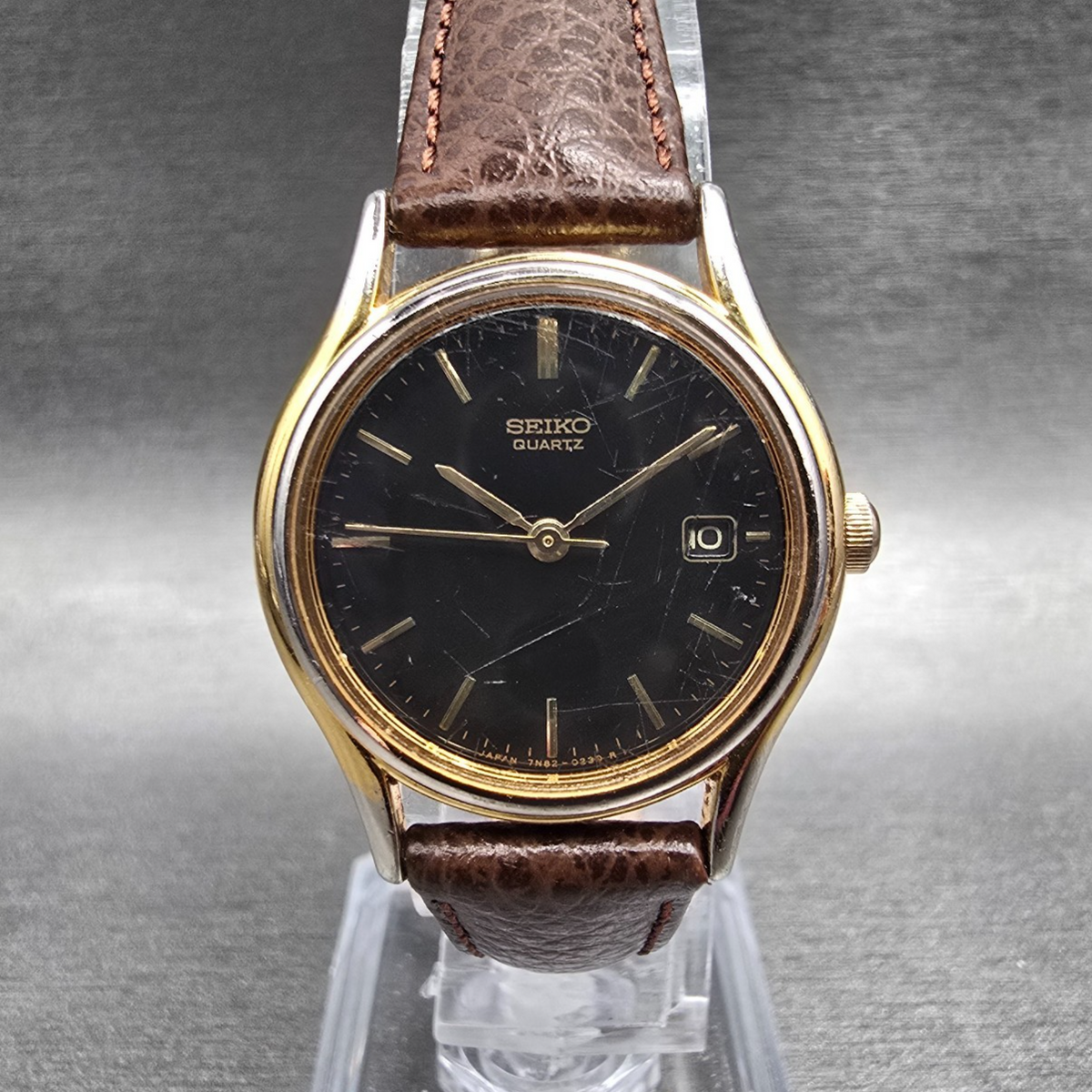 Seiko Watch Women 24mm Black Dial Gold Tone Date Round 7N82-0100 New Battery JP20