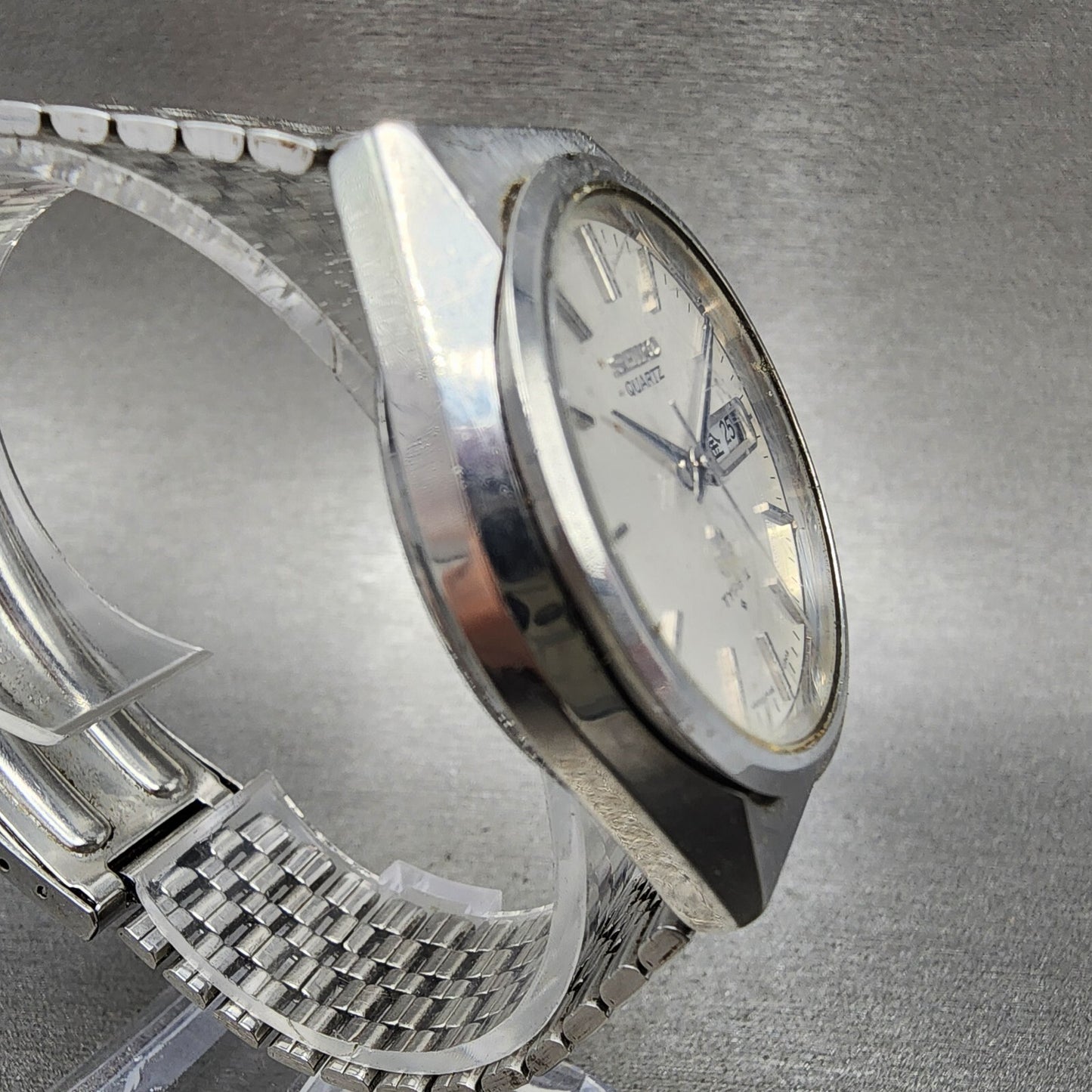 Seiko Type 2 Watch Men 36mm White Dial Steel Round Daydate 7546-8070 PARTS