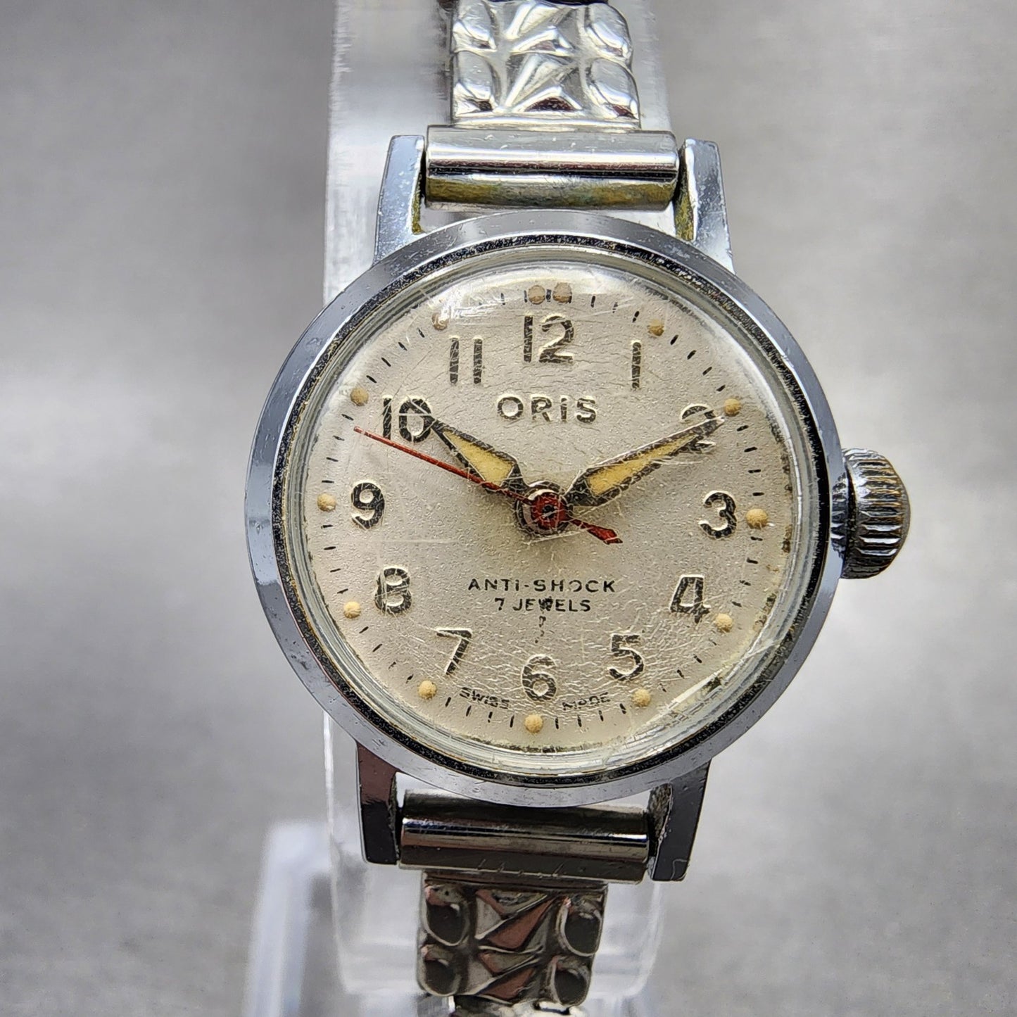 Oris Watch Women 21mm Cream Dial Silver Tone Round Manual Wind Runs VTG0