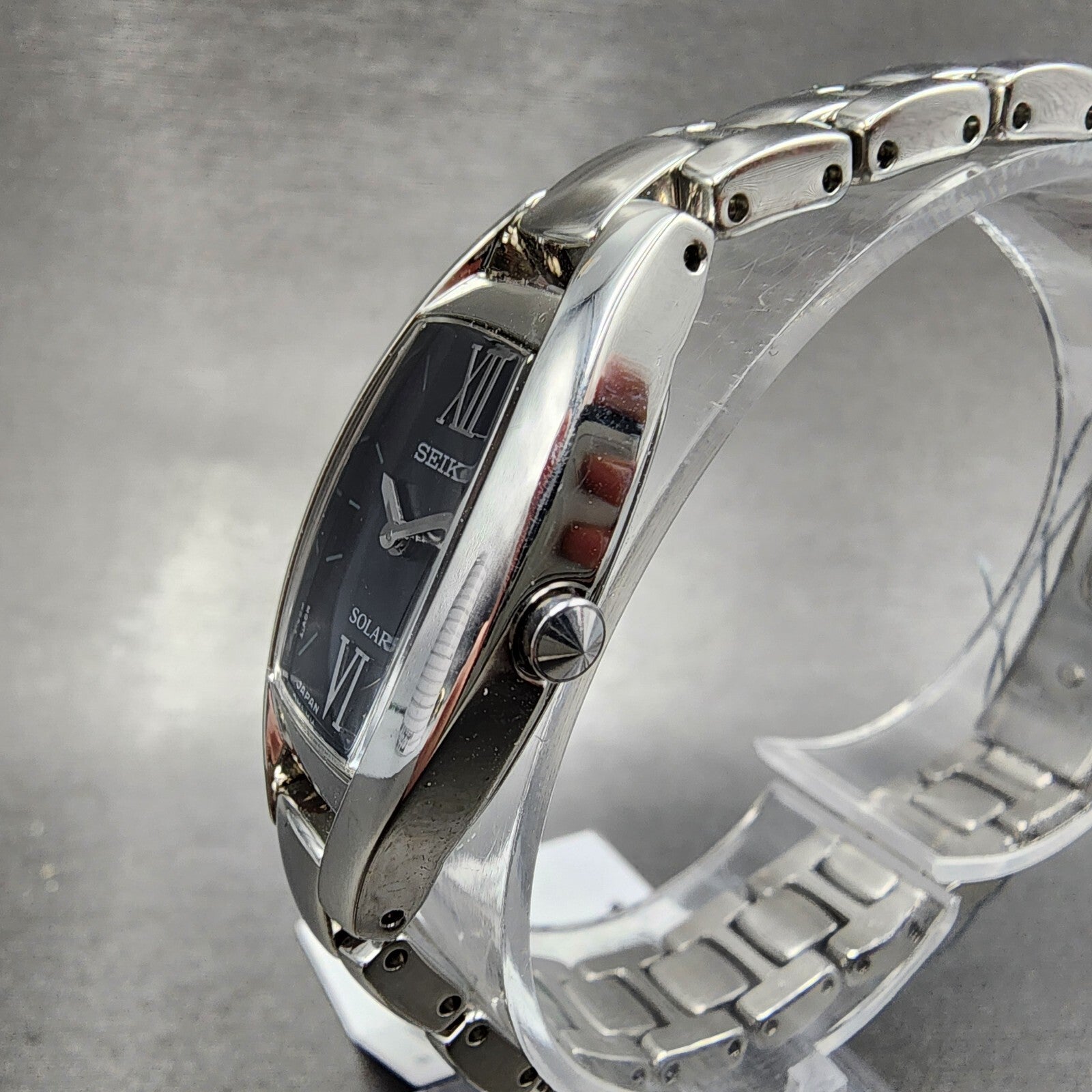 Seiko Solar Watch Women 18mm Black Dial Steel Rectangle V1150BW0 Works2