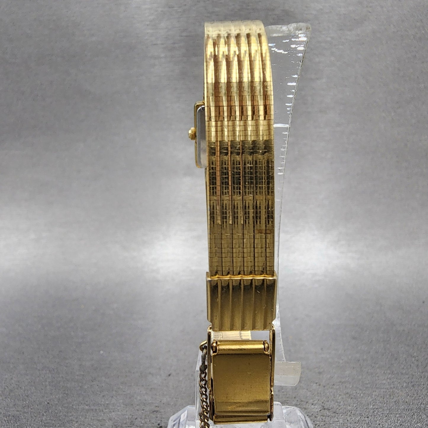 Seiko Tank Watch Women 14mm Champagne Dial Gold Tone 1e205059 New Battery7