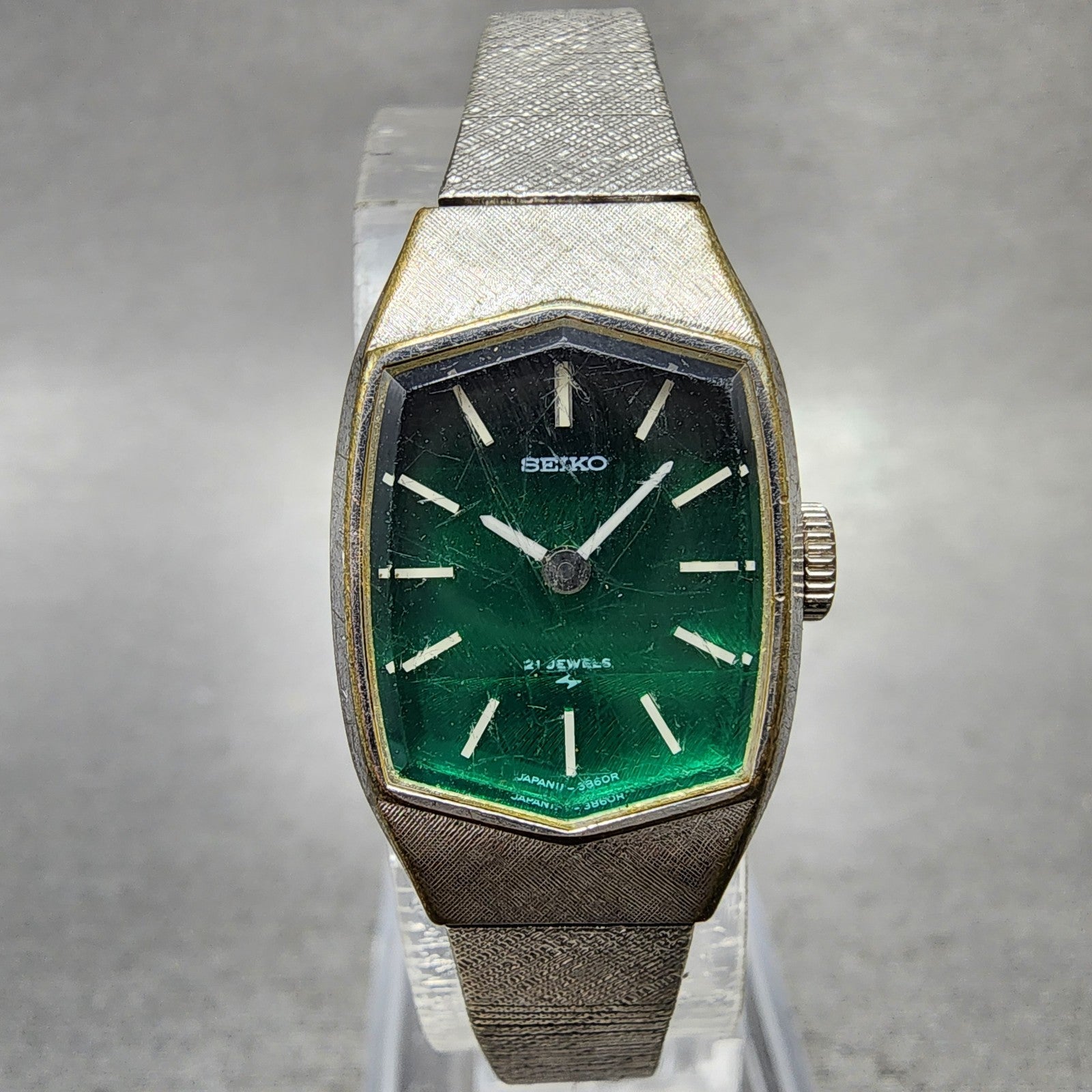 Seiko Watch Women 17mm Green Dial Silver Tone Rectangle 114480 PARTS VTG0