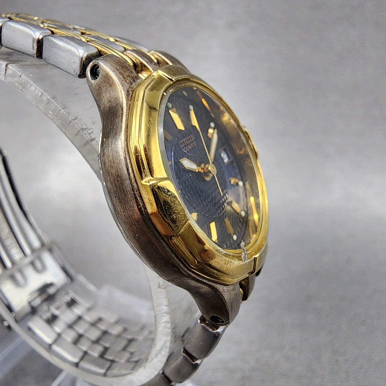 Citizen Watch Women 25mm Blue Dial Two Tone Date Round 1012K15036 New Battery3