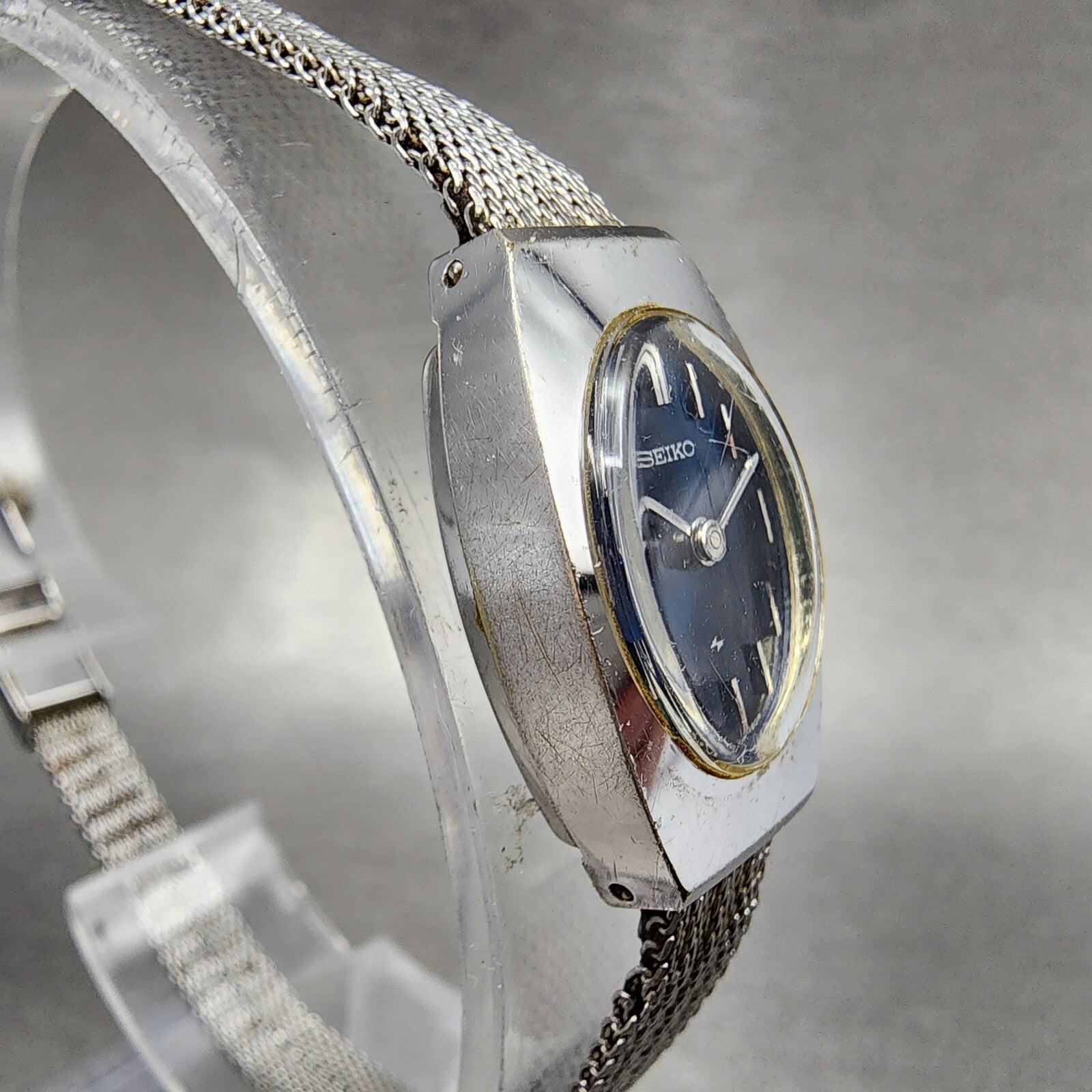 VTG Seiko Watch Women 15mm Blue Dial Silver Tone Manual Wind Rectangle 11 Runs4