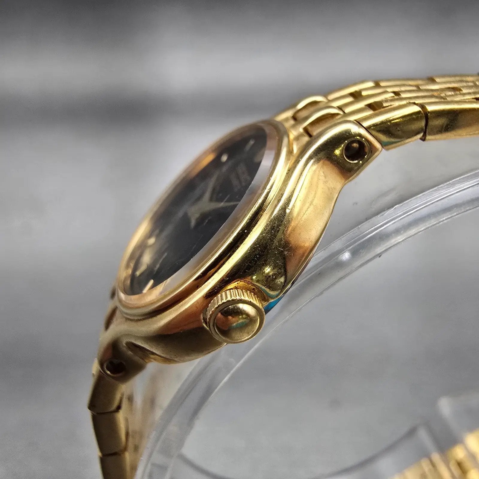 Seiko Watch Women 19mm Black Dial Gold Tone Round 1N00-0B29 New Battery Vintage2