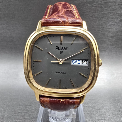 Seiko Pulsar Watch Men 33mm Gray Dial Gold Tone Rectangle Y553-5019 READ! NewBat0