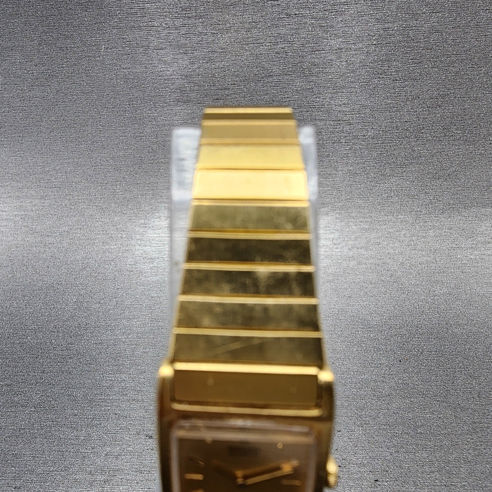 Seiko Tank Watch Women 17mm Champagne Dial Gold Tone Rectangle 2C205830 New Bat4